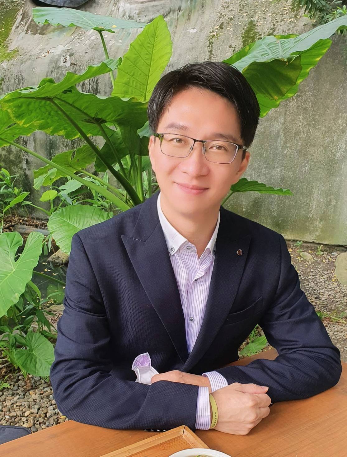 國立清華大學材料科學工程學系講座教授闕郁倫圖片