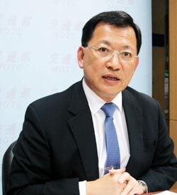 林鵬良圖片