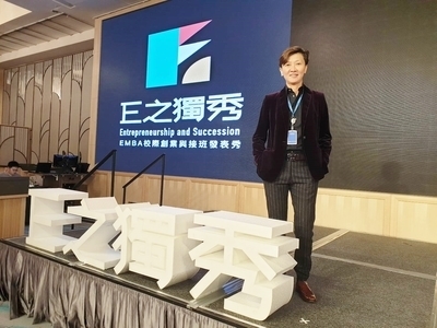 E21 張敏華學姊圖片